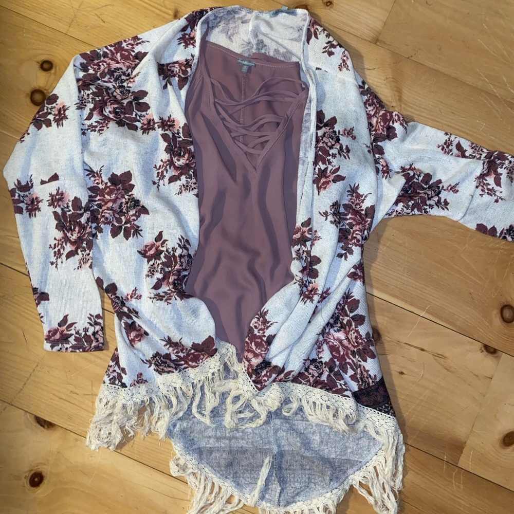 Floral kimono with mauve shirt